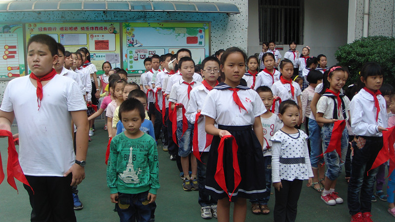 武汉市硚口区宝善街小学举行红领巾相约中国